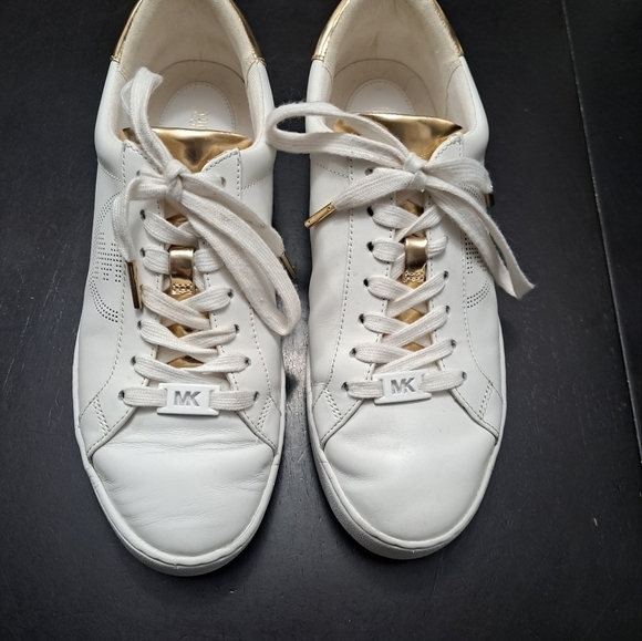 Michael Micael Kors White Sneaker Size 8.5 - Picture 2 of 13